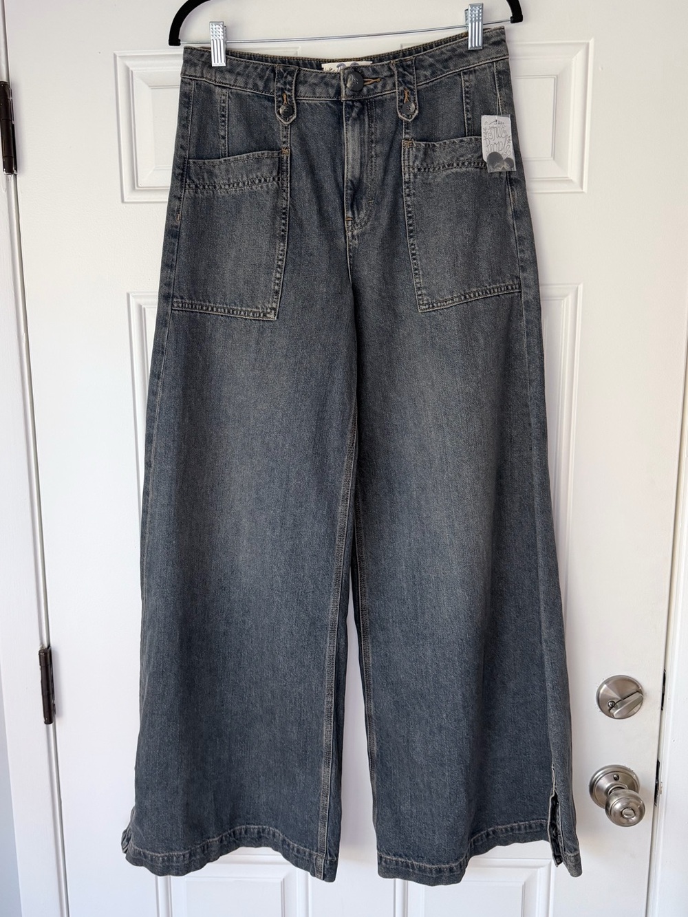 NWT FREE PEOPLE SIZE 29 jeans wide leg full length